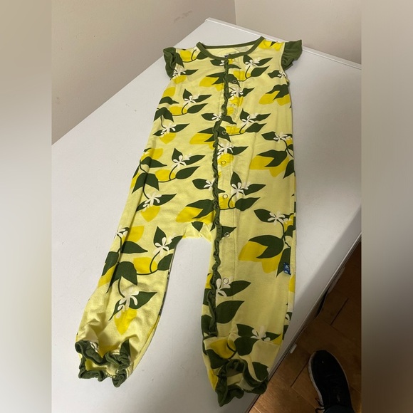 Kick pant girls size  2t yellow spring  summer - Picture 1 of 8